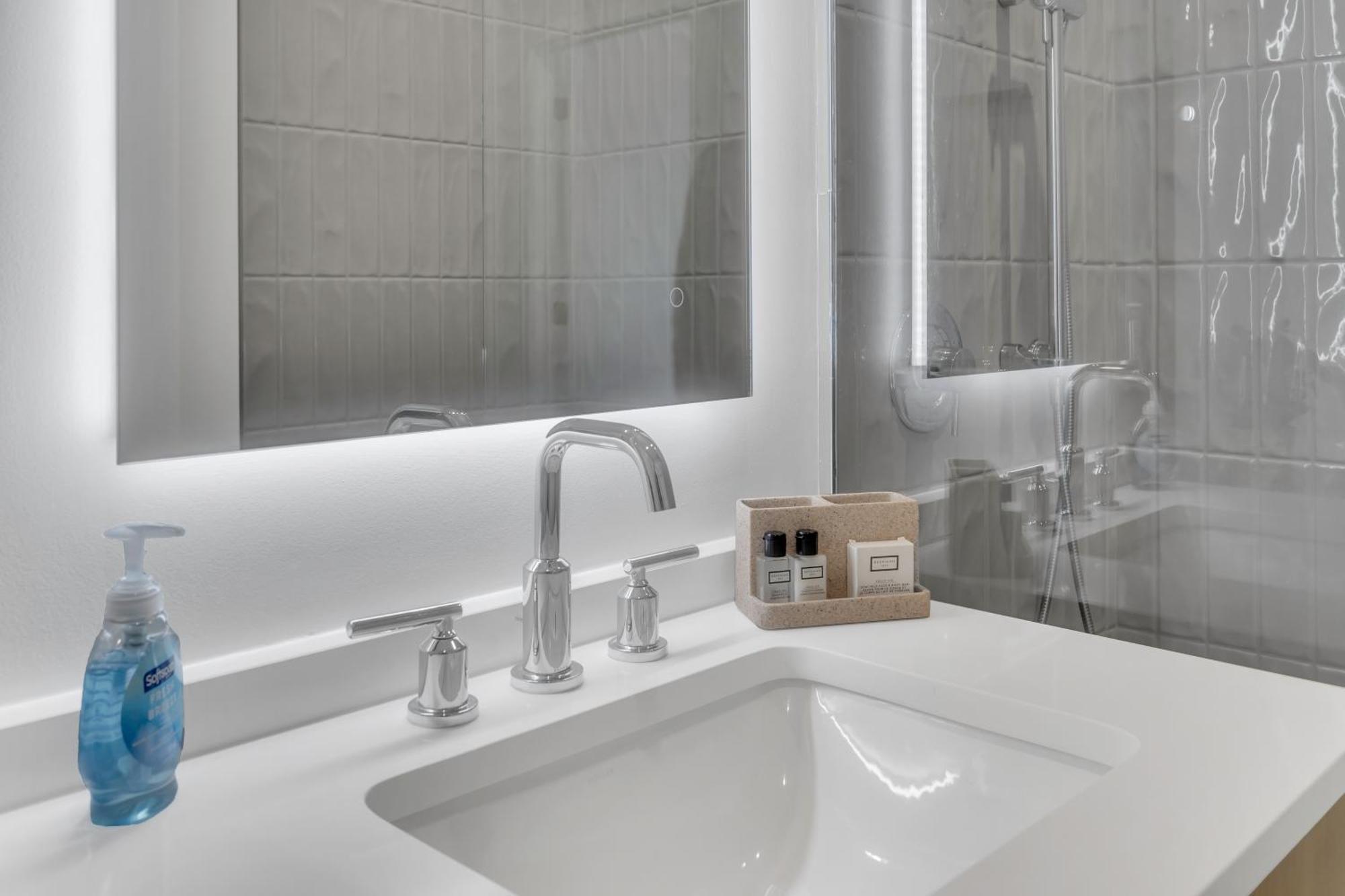 Fully Furnished Apartment In Washington Near Logan Circle מראה חיצוני תמונה